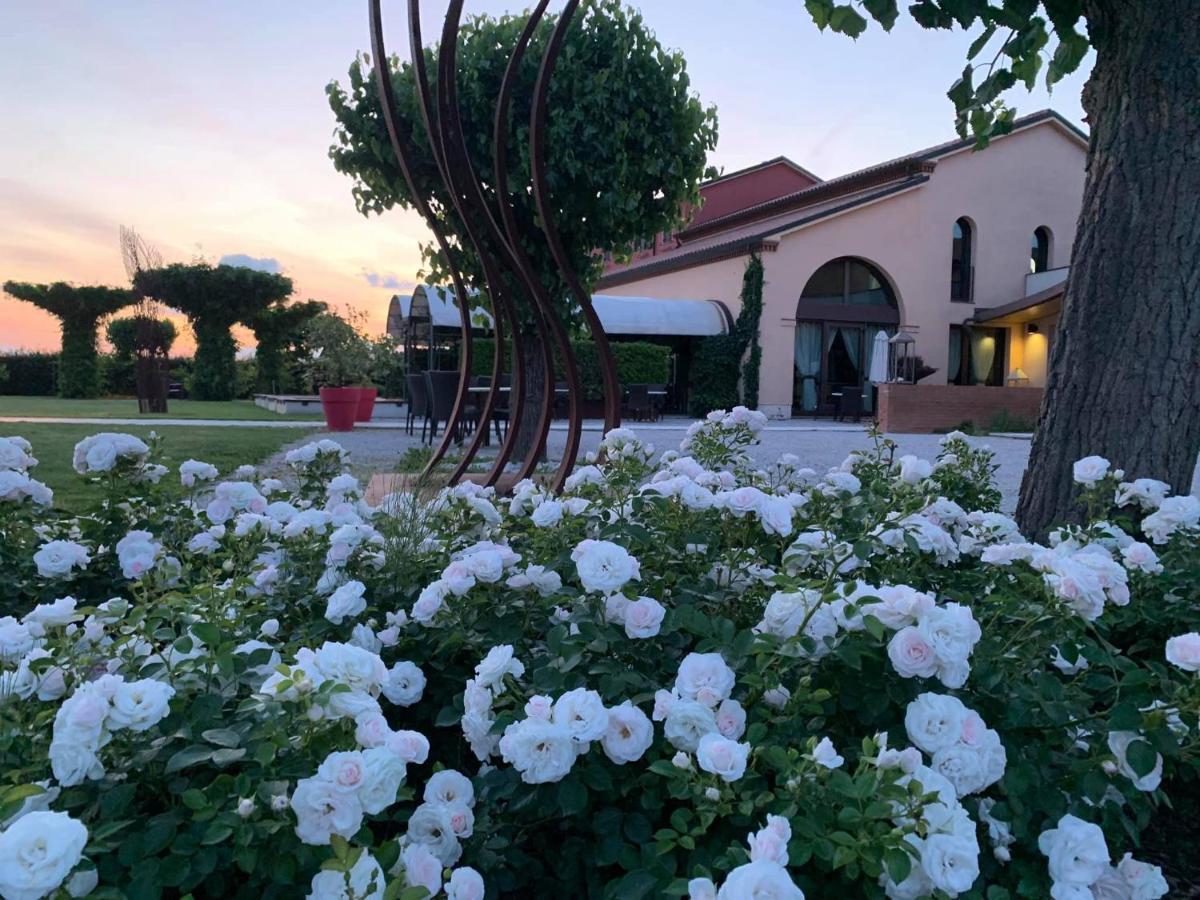 Hotel Borgo Ronchetto Salgareda Exterior foto